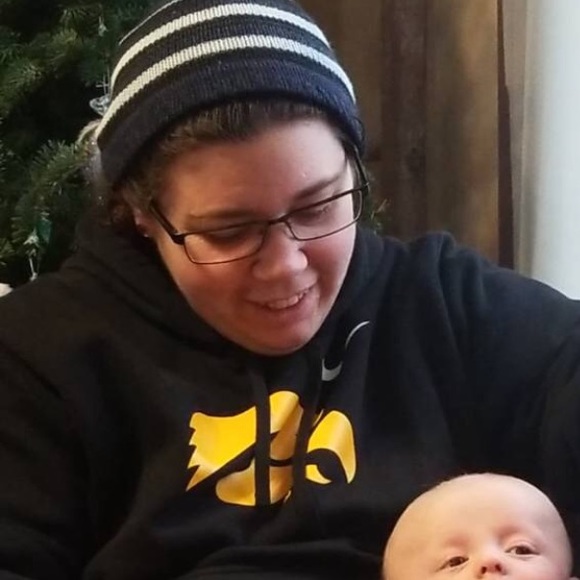 Meet your Posher, Emily - Picture 1 of 1